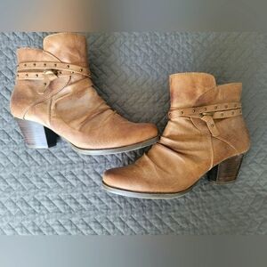 Bare Traps booties